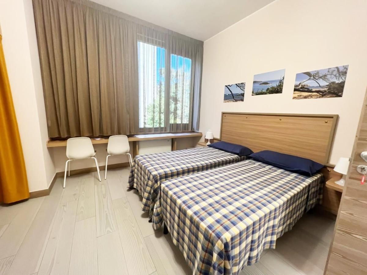 Sissi Comfort Rooms Foresteria Lombarda Monza Exterior foto